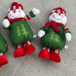 DearSun Set of 2, 21'' H Standing Christmas Snowman with Red Knitted Scarf and Hat, Christmas Snowman Ornaments Tabletop Decorations for Xmas Holiday 