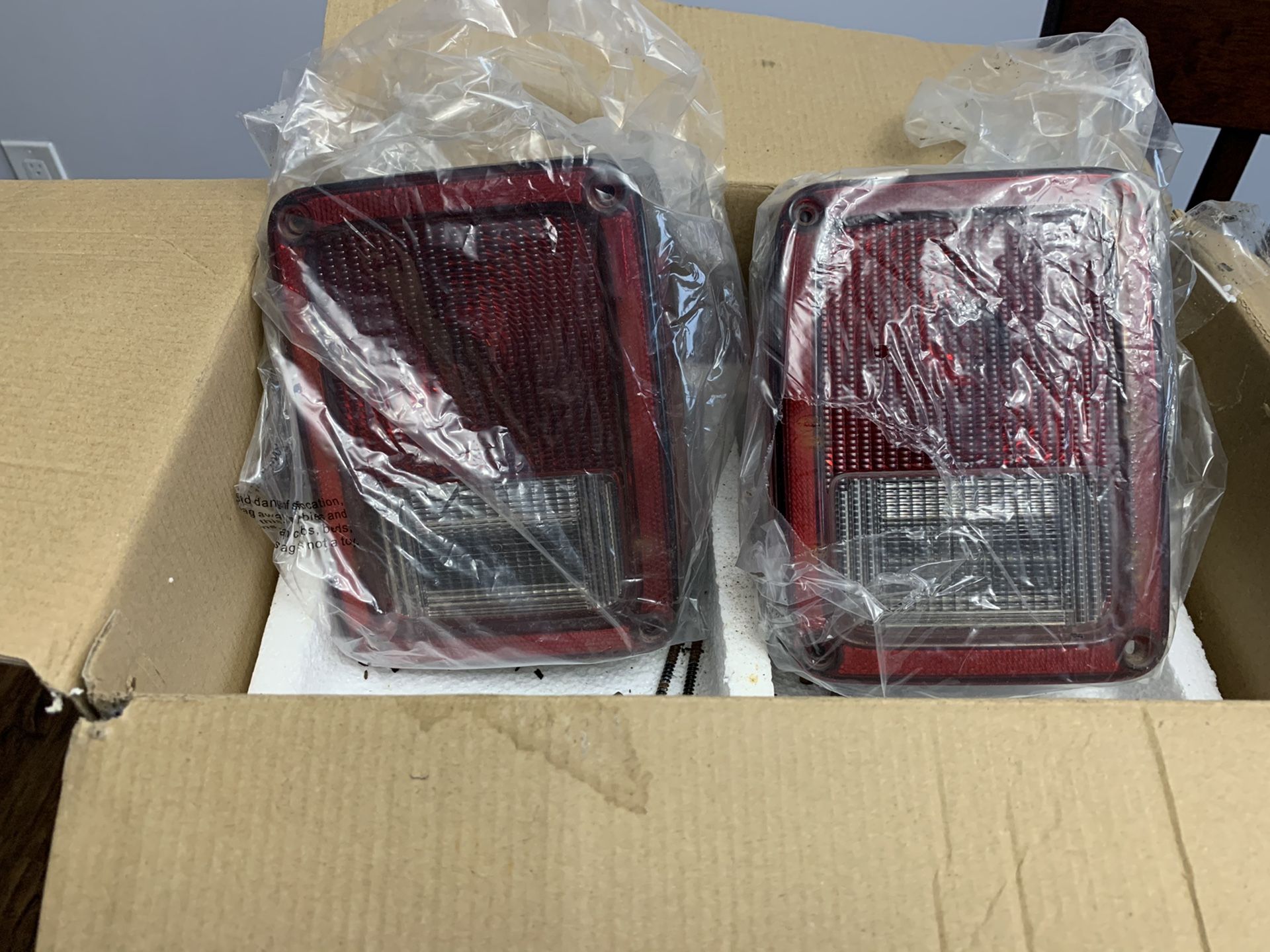 2016 oem Jeep jku tail lights and light guards