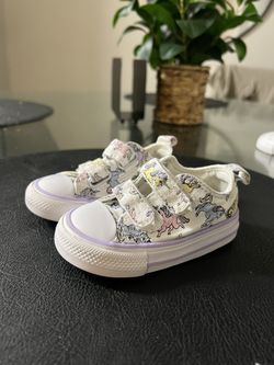 Baby Unicorn Converse Size 4