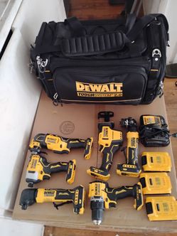 Dewalt atomic compact tool bundle