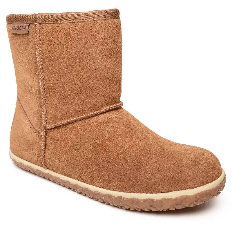 Brand new Minnetonka Womens Backus Winter Boots Sz 6 85041