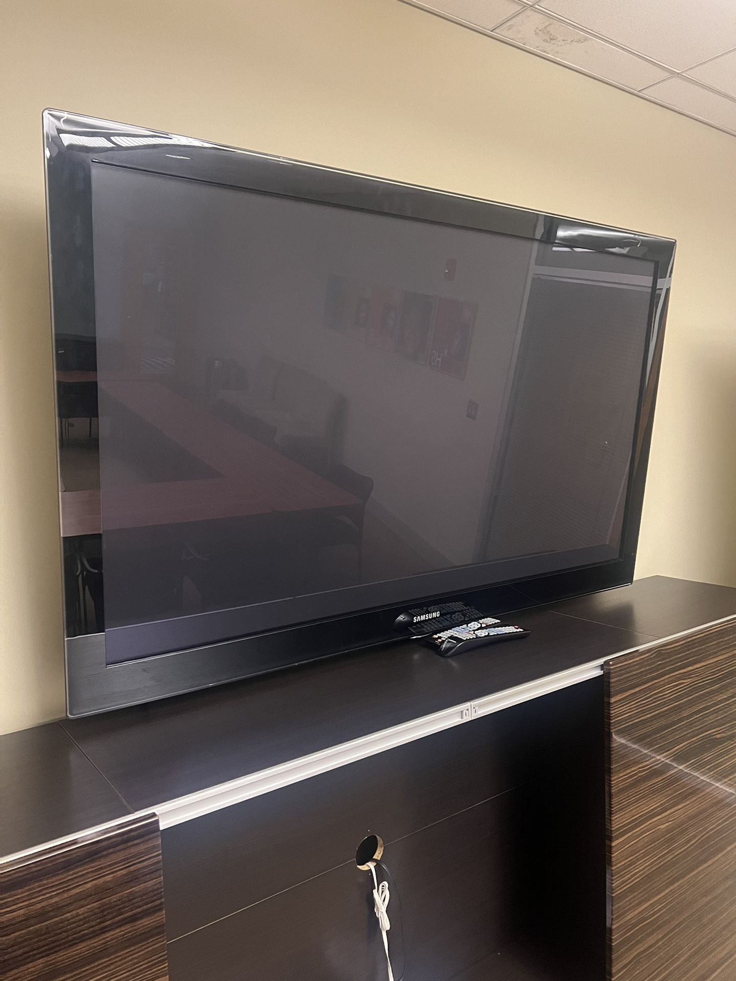 Samsung 63” Widescreen Plasma HDTV