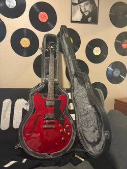 Epiphone DOT semi- Hollowbody Guitar