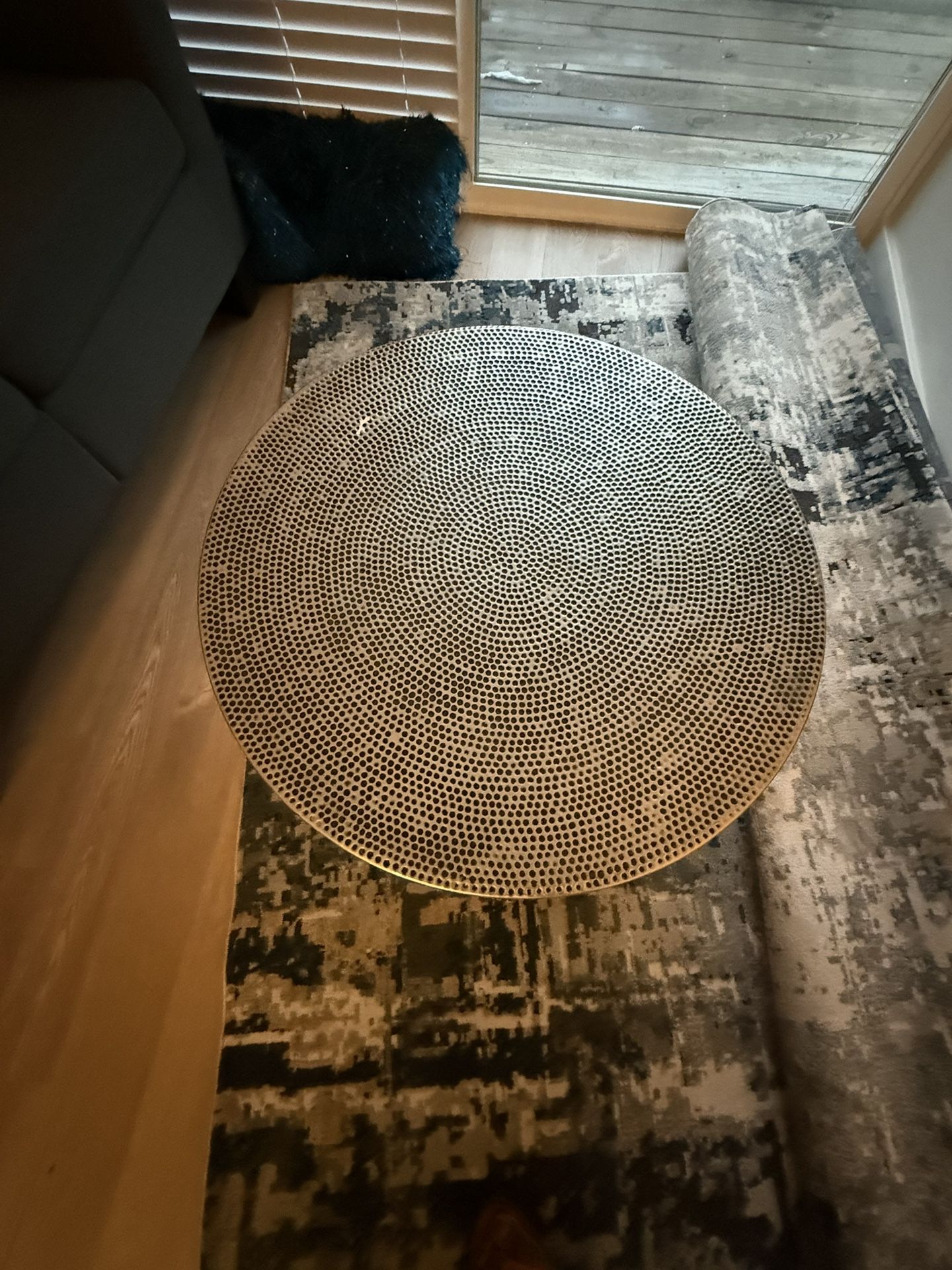 Coffee Table & Flower/plant Vase