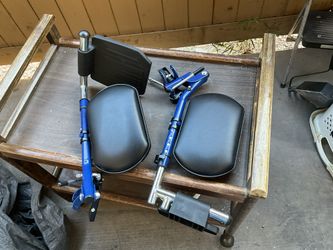 2 Wheelchair Foot Steps , New