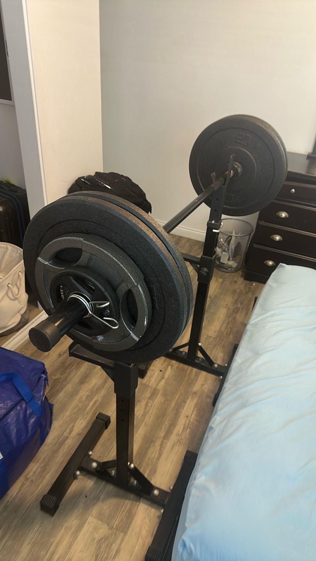 Squat Bar Stand And Weights