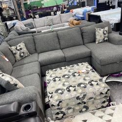 Sectional In Stock For Immediate Delivery 