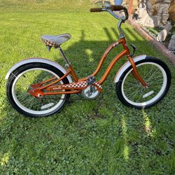 Cruising Super 72 Electra Vintage Bike 