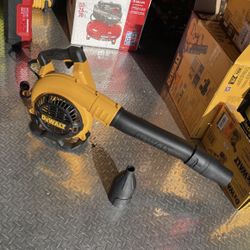 DEWALT 189 MPH 409 CFM 12 Amp Corded Electric Handheld Leaf Blower DEWALT 189 MPH 409 CFM 12 Amp Corded Electric Handheld Leaf Blower