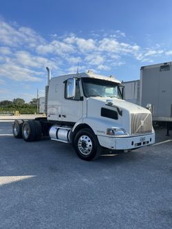 2001 Volvo Vnm