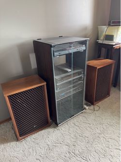 Stereo System and cabinet