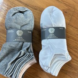 NWT Vince Camuto women No Show Socks 20 pairs
