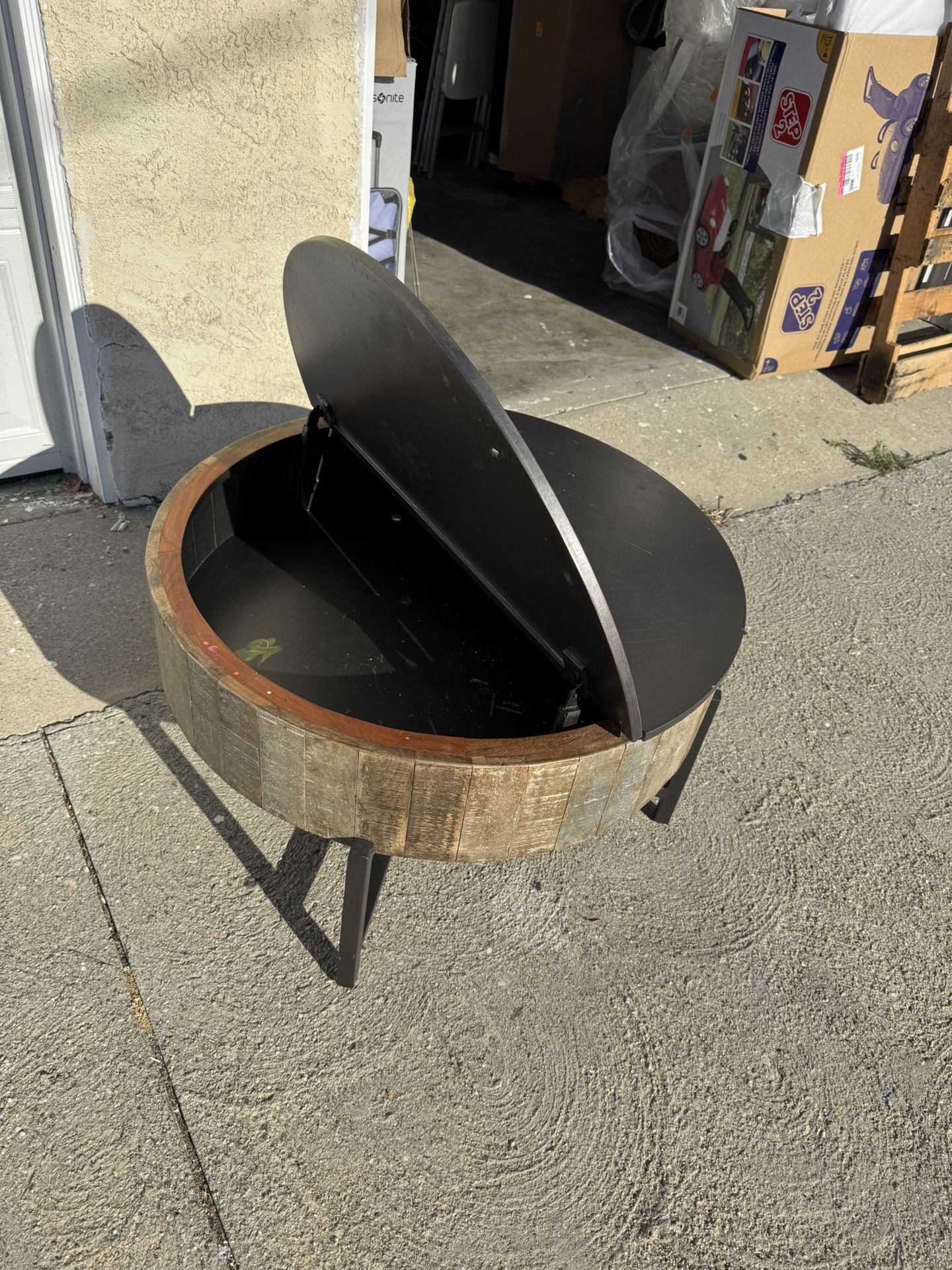 Round Coffee Table With Storage