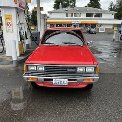 1986 720 2.4 RWD Manual 5 Spd 