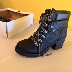 Unionbay Women’s Winter Bootie Hike