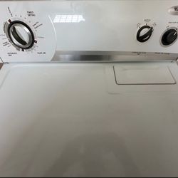Kenmore Washer & Whirlpool Gas Dryer Set