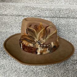 Dorfman-Pacific Co Women’s feathered Cowboy Hat