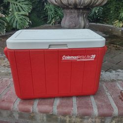 Coleman Polyt Light 28 Red Ice Chest 