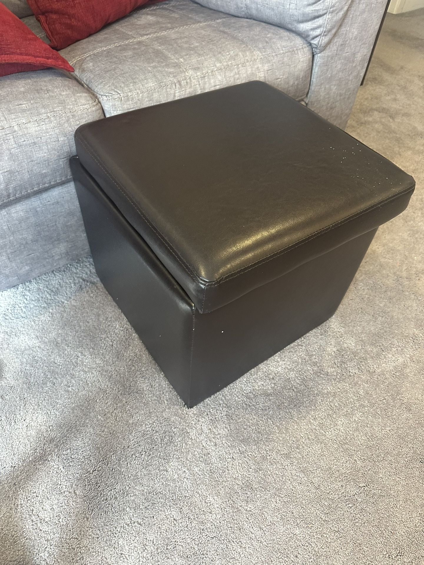 Wood And Leather Coffee Tables 