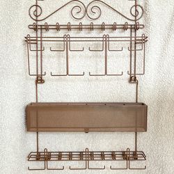 Large jewelry holder