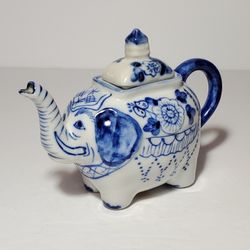Mini Elephant Teapot