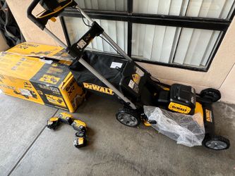 DEWALT 2x20V MAX 21 in. Cordless Battery Powered Push Lawn Mower Kit with (2) 10 Ah Batteries and Chargers
