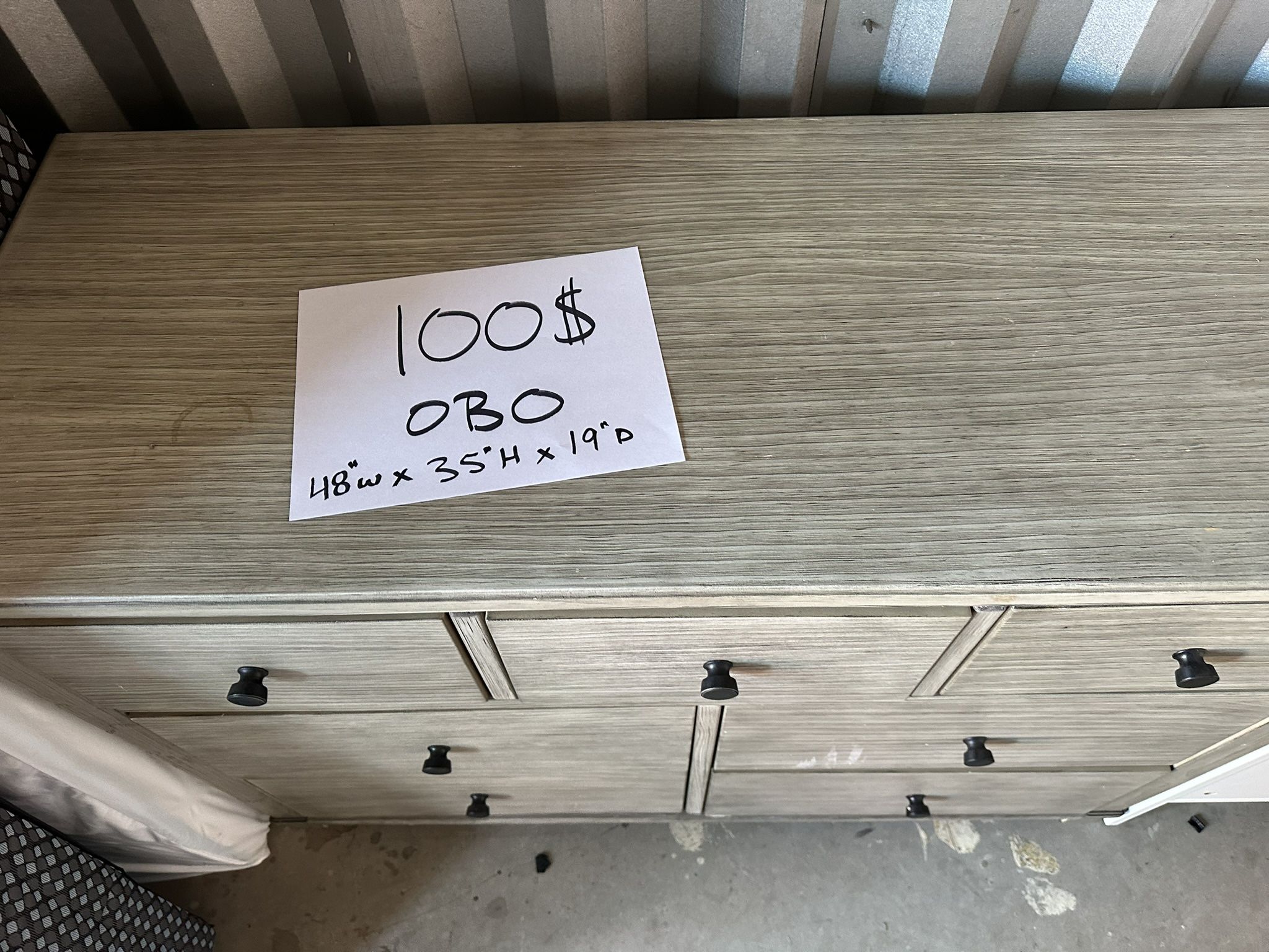 Dresser