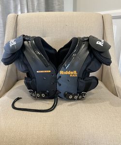 Riddell Blaze Shoulder Pads