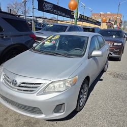 2013 Toyota Corolla Ahorrativo En Gas 
