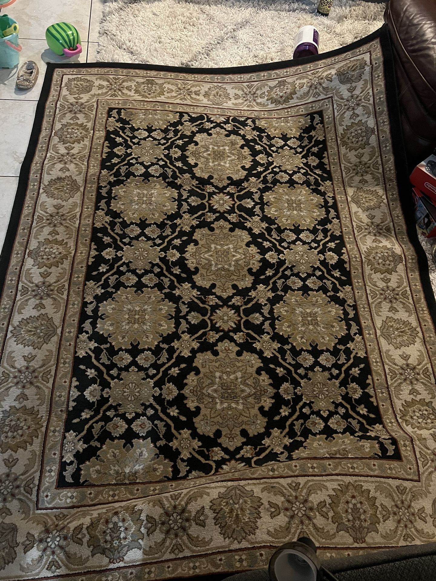 5ft2inx7ft2in rug for Sale in Visalia, CA OfferUp