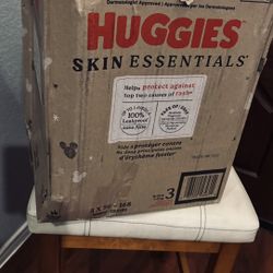 Huggies Skin Essentials Size 3 Diapers