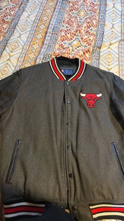 2xl bulls jacket