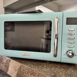 Retro Microwave 