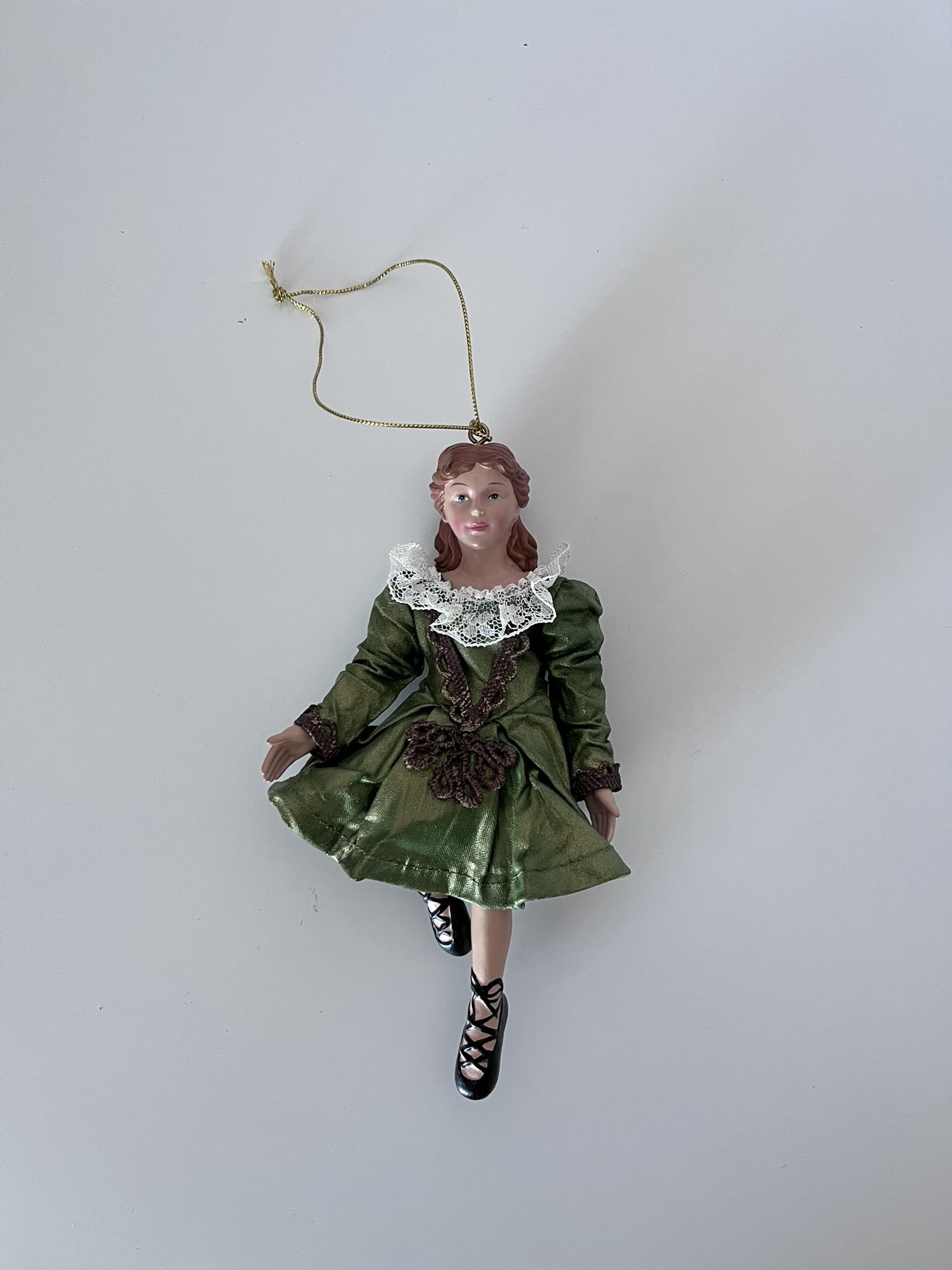 Clothtique Possible Dreams Girl Ornament