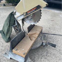 POWER SAW • LIKE NEW