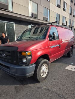2011 Ford E-250