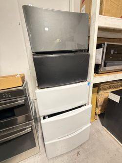 Laundry pedestals