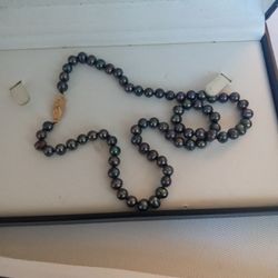 Green Real Pearls Necklace 