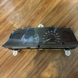 98-02 TOYOTA GAUGE CLUSTER SPEEDOMETER MPH