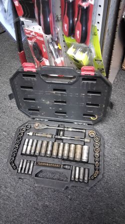 HUSKY 60 PIECE BIT DRIVER SET