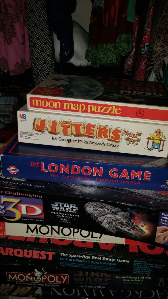 Lot vintage games good fun and to resell online!
