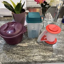 Tupperware rice cooker, sifter and pick a deli