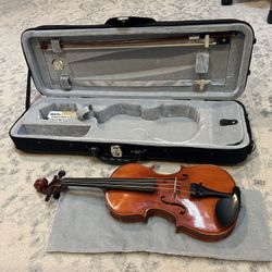 1/4size France made solid wood violin (great condition)