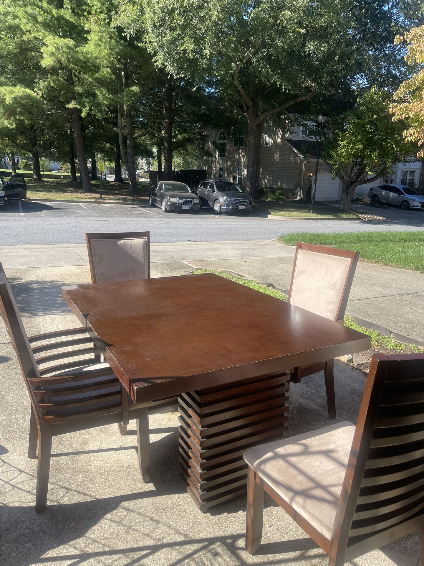 Dining room set