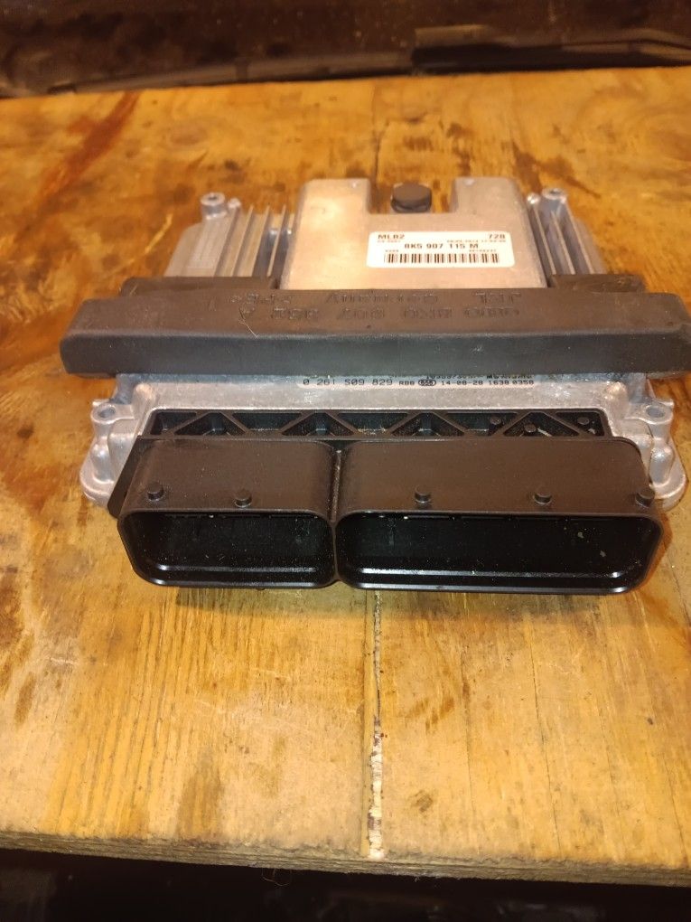 ENGINE COMPUTER CONTROL MODULE ECM ECU UNIT