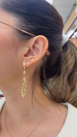 14k Swirl Earrings