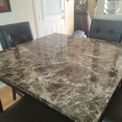 Dining Room Table 