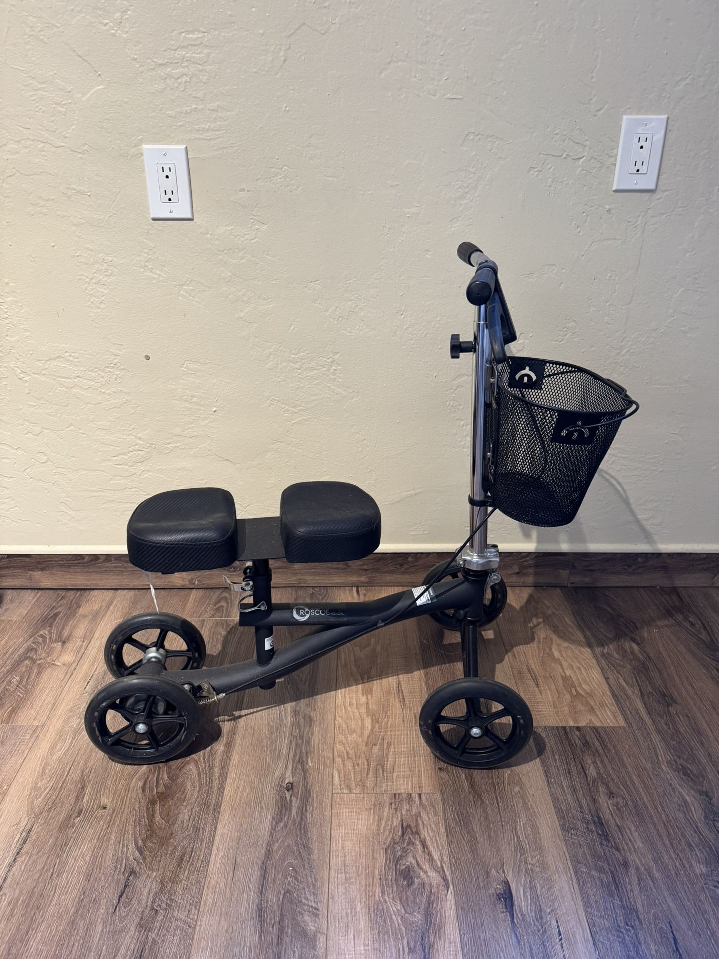 Roscoe Medical Knee Scooter