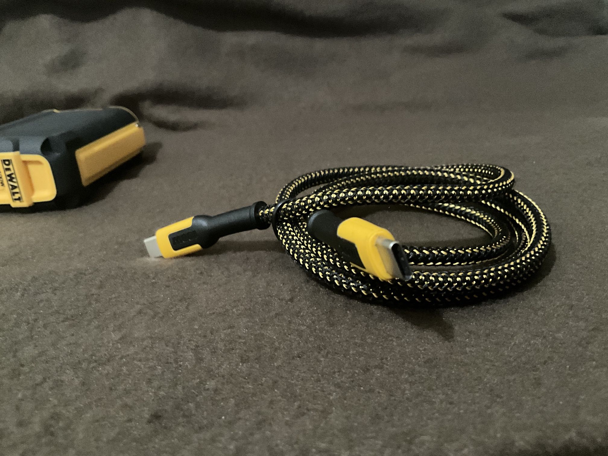 Dewalt 100Watt Lightning Charrger for laptop, ipad,smart phone.