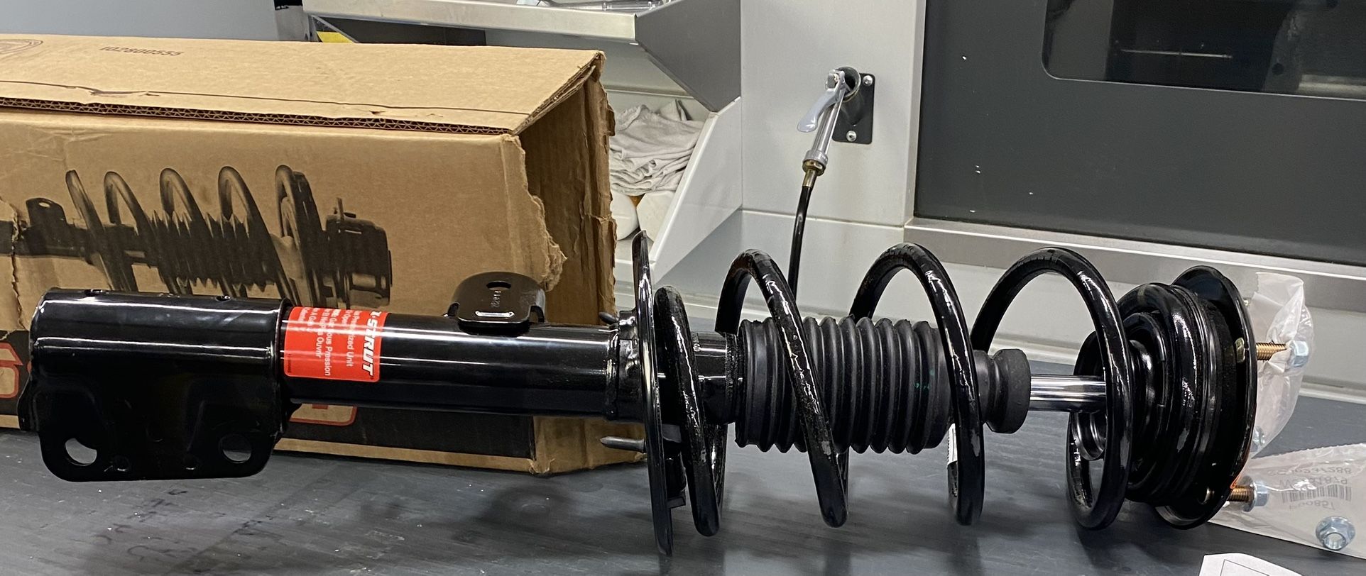 2013-2018 Ford Explorer Front Strut